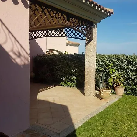 Prázdninový dům Con Vista A Mare Alba Ruja